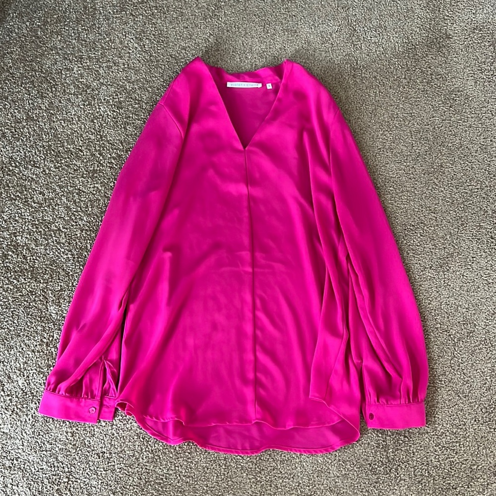 Violet and Claire size small, hot pink long sleeve blouse